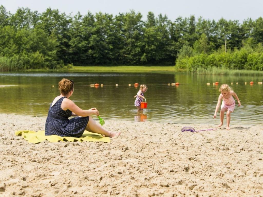 Wateren Landal Hunerwold State酒店 外观 照片